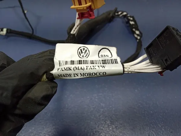 VW Arteon baklucka installation OEM 3G8971147SS image 4
