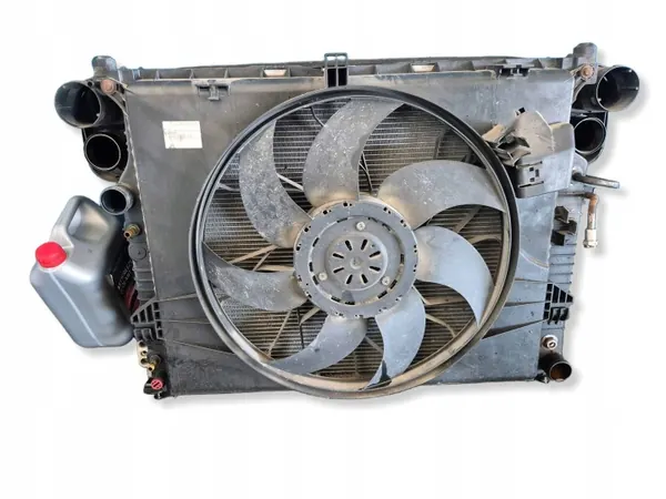 Mercedes W164 Jäähdytinpuhallin OEM A1645000493 image 2