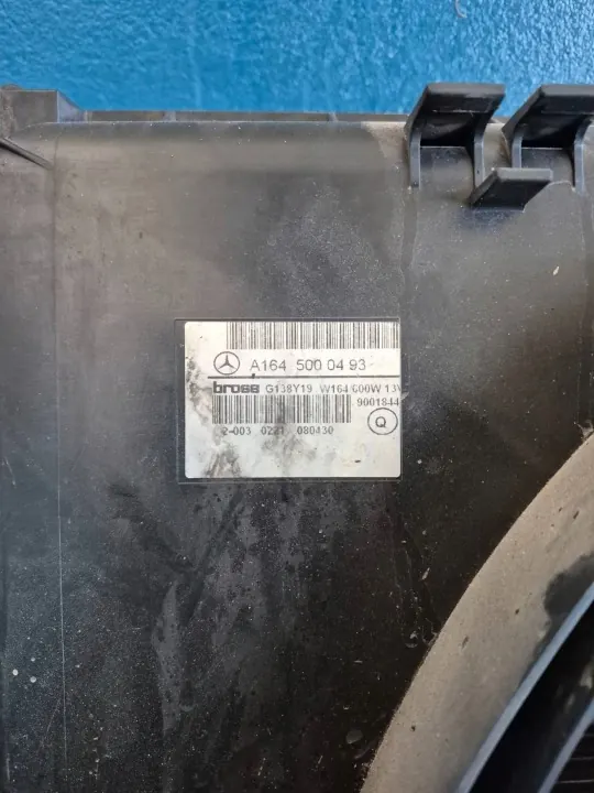 Mercedes W164 Jäähdytinpuhallin OEM A1645000493 image 3