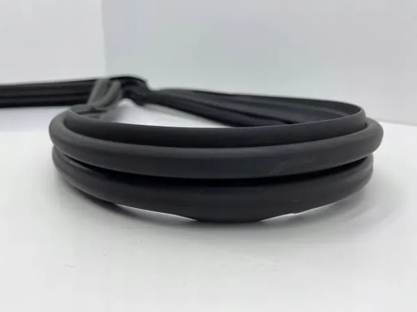 Junta do para-brisa dianteiro OEM 7023969 para BMW Z4 E85 image 4