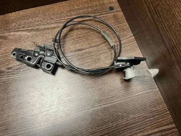 Konepeltinauha OEM 7H1823530 VW Transporter T5:lle image 2