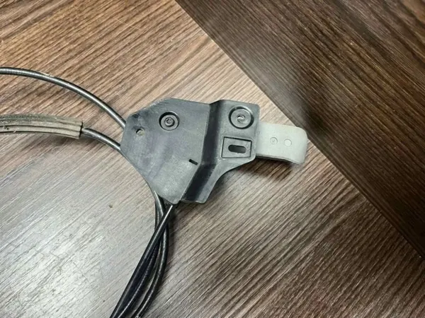 Konepeltinauha OEM 7H1823530 VW Transporter T5:lle image 3