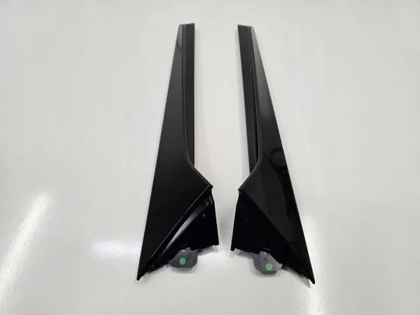 Spoiler latéral OEM 4M8854871C pour Audi Q8 SQ8 image 9