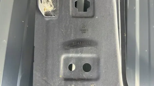 OEM 428 Höger bakskärm för VW Golf 7 HB image 4