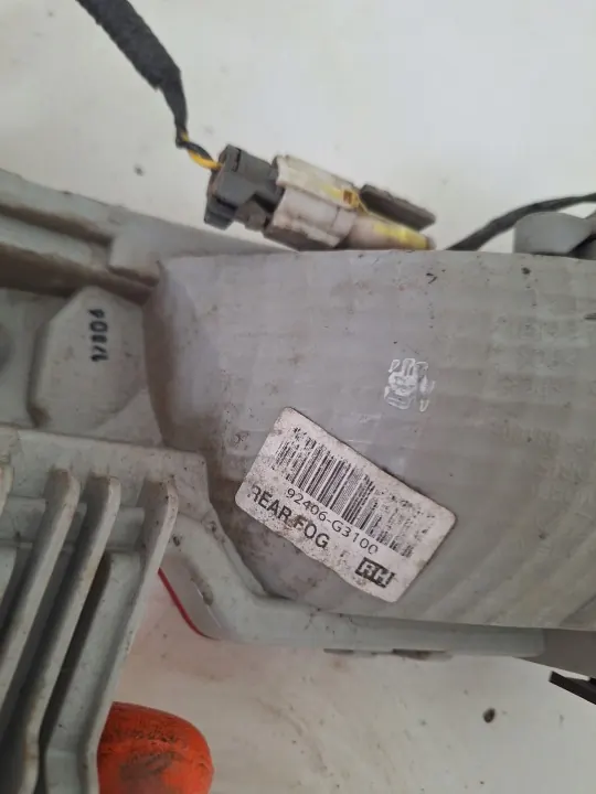 OEM 92406-G3100 Rechter achter mistlamp voor Hyundai i30 III image 3