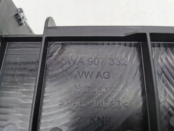 Inversor de voltaje Audi A3 8Y 2023 OEM 5WA907332 image 6