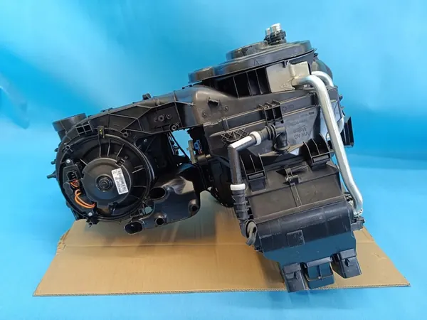 CUPRA FORMENTOR 2.0 TDI 110KW 2024 R Verwarming 5WB816001C image 2