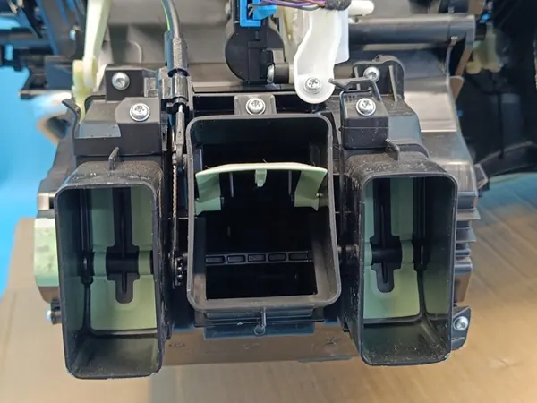 CUPRA FORMENTOR 2.0 TDI 110KW 2024 R Verwarming 5WB816001C image 6