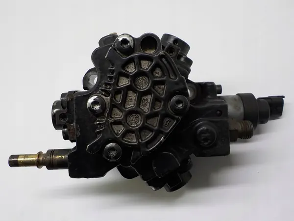 Brandstofpomp Ford Mondeo MK4 2.2 TDCI 0445010139 image 2