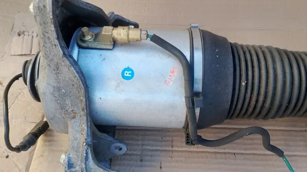 Amortisseur avant droit VW Phaeton II Lift 10-16 image 6