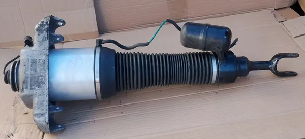 Amortisseur avant droit VW Phaeton II Lift 10-16 image 7