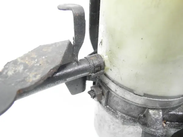 Power Steering Pump VW Polo IV 6Q0423156S OEM A1133747 image 3