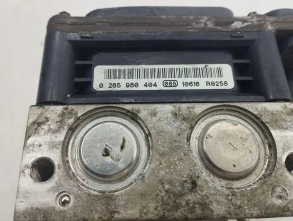 Audi ABS/ESP-pump 4G0907379F - Begagnad OEM-del image 7