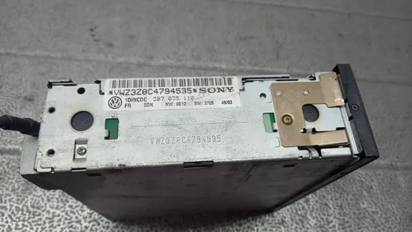 Boîte de vitesses VW Golf IV Kombi 1.9TDI OEM 01 image 3