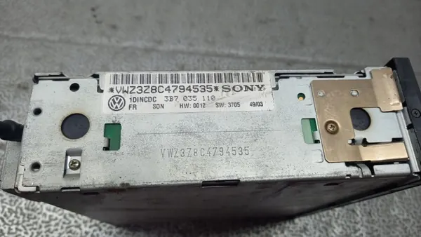 Boîte de vitesses VW Golf IV Kombi 1.9TDI OEM 01 image 4