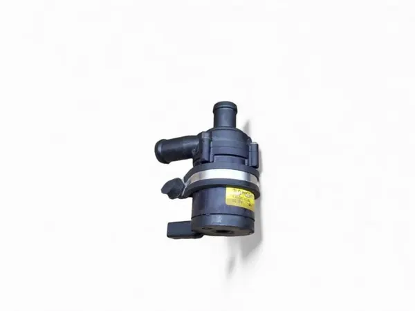 Pompe à eau Porsche Cayenne 92A OEM 7L0765561L image 2