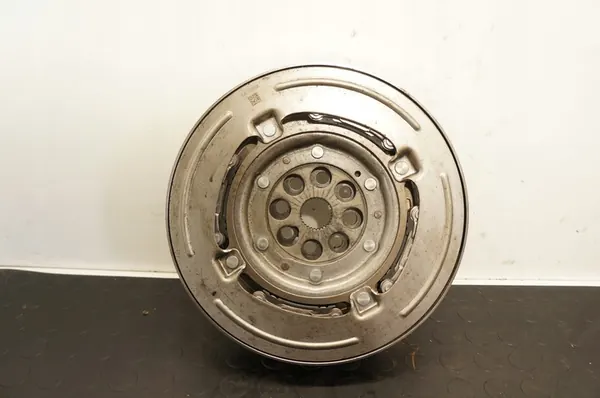 Volante de Dupla Massa BMW F40 5A40868 image 2