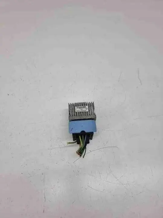 Bougie de préchauffage Ford OE OEM 9M5Q12A343 pour Kuga II image 3