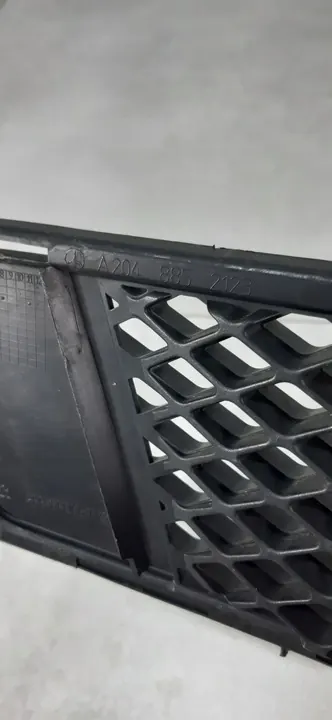 Rejilla de parachoques delantera MERCEDES W204 A2048852123 image 4