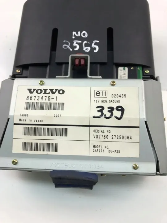 Volvo V70 II Navigationsskärm OEM 86734751 Begagnad image 4