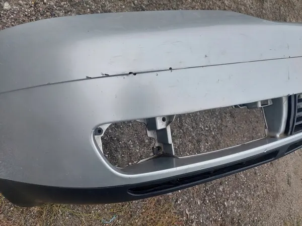 Parachoques delantero Audi A4 B5 99-01 LY7W image 8