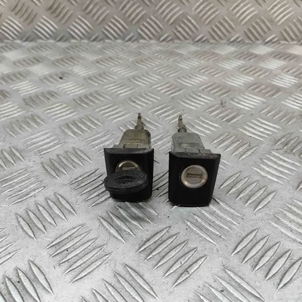 Insert de serrure Mercedes-Benz S W140 OEM 1404601404 image 2
