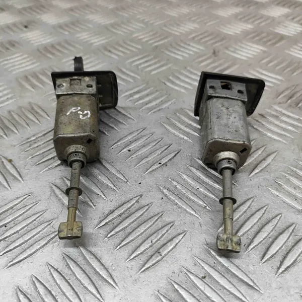 Insert de serrure Mercedes-Benz S W140 OEM 1404601404 image 5