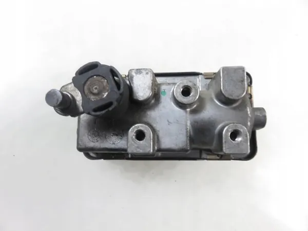 Actuador turbo Garrett usado OEM 6NW008412712120 image 6