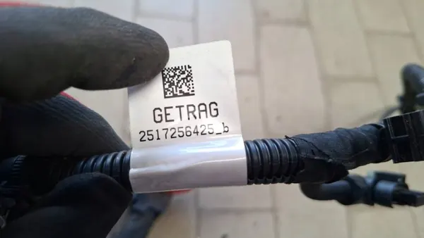 Versnellingsbak kabelboom DW5013 Renault Captur II 1.5 OEM 2517256425 image 4