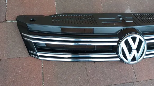 Volkswagen Tiguan I Lift Front Bumper Grill 5N0853651J image 3