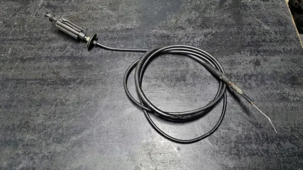 VW T4 2.4 D Kaasulinkki OEM 5543543 - Käytetty image 2