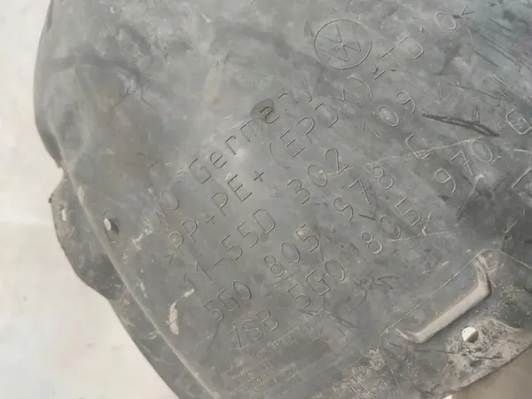 VW GOLF VII Oikea Etupuskuri 5G0805978C OEM image 4