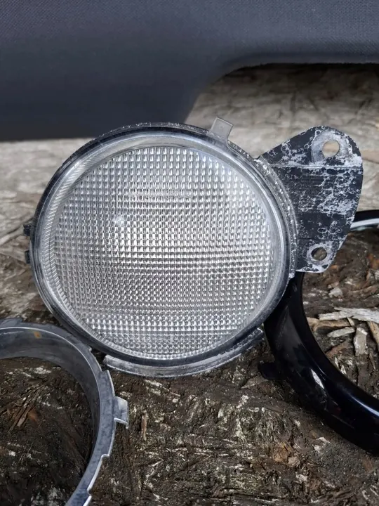 OPEL ADAM LUZ DE REVERTER DIREITA image 3