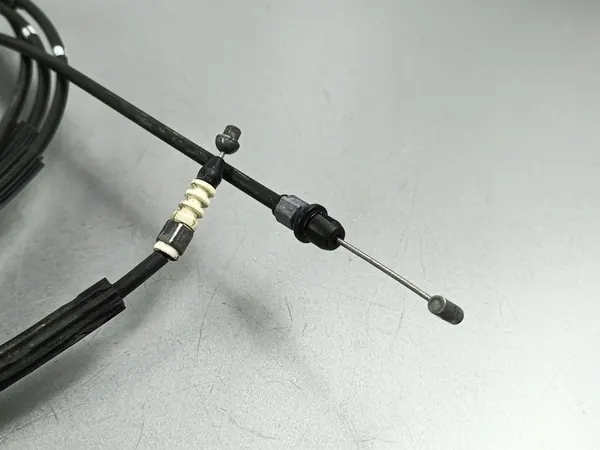 2018 Maserati Levante Conexão do Capô image 4