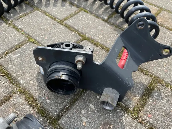 Tuyau d'air spiralé pour Mercedes Actros MP 4 image 2