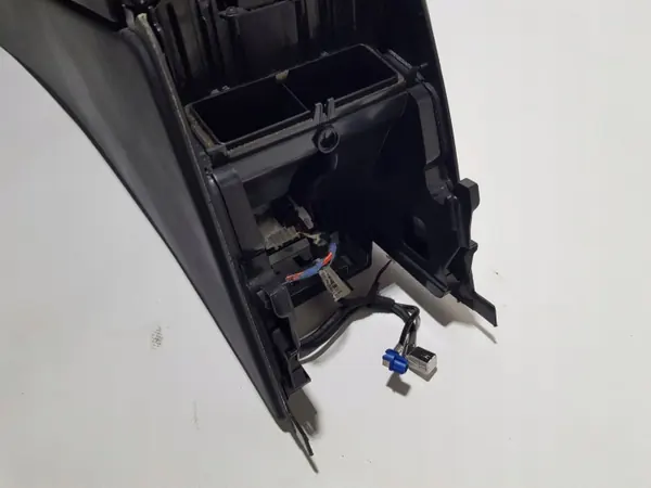 OEM A2186800050 Voorarmsteun voor Mercedes CLS W218 image 10
