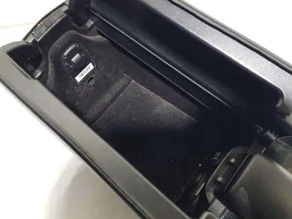 OEM A2186800050 Voorarmsteun voor Mercedes CLS W218 image 8