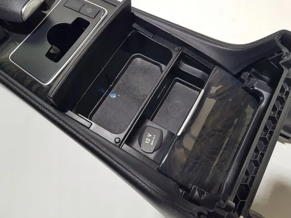 OEM A2186800050 Voorarmsteun voor Mercedes CLS W218 image 9