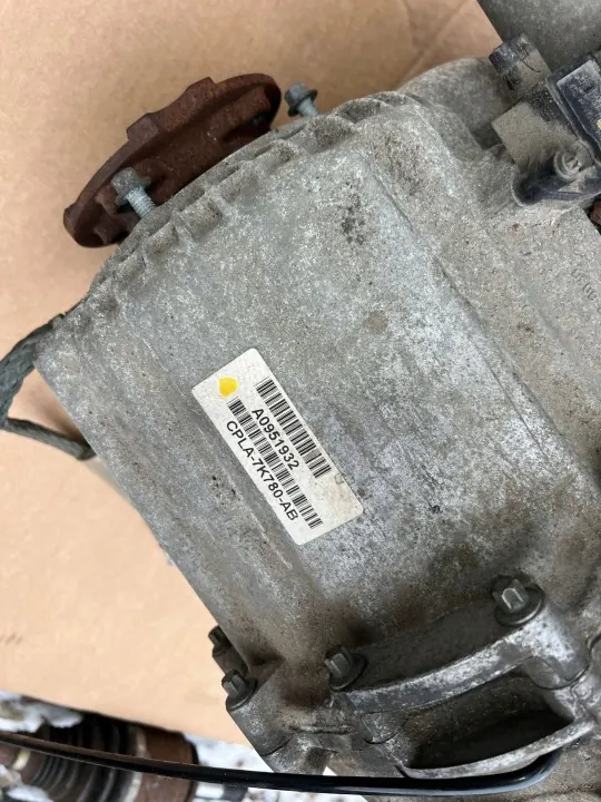 Land Rover växellådsreducerare OEM CPLA-7K780-AB image 3