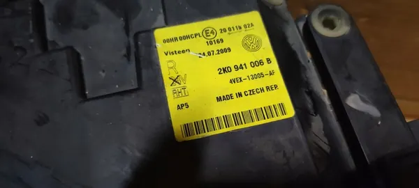 Etuvalaisin VW Caddy 2K0 image 5