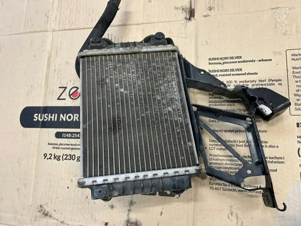 Radiateur d'eau OEM 8K0121212B pour Audi A7 4G 3.0 TFSI image 4