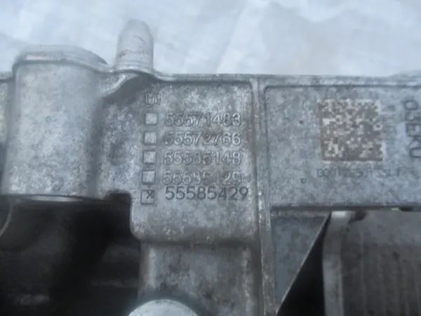 Vattenpump 1.6 Turbo Opel Astra J K Insignia A image 6