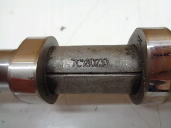 Kia OE Kamaxel F-348109.11 - Begagnat skick image 4