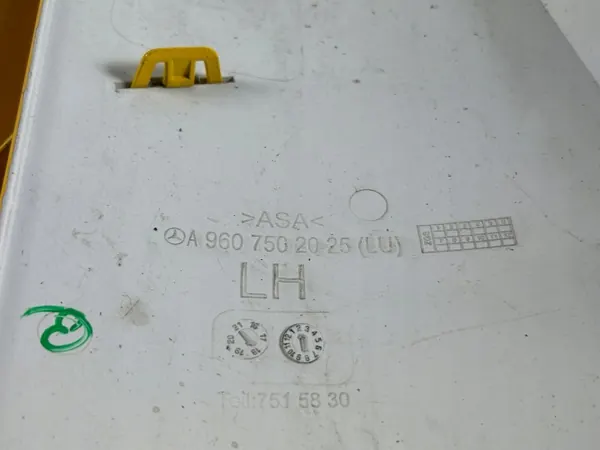 Protège-aile gauche OEM A9607502025 pour Mercedes Actros MP4 image 4