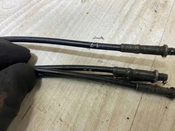 Volvo C70 2006 II Dach Hydraulikleitung Rechtes Scharnier OEM image 3