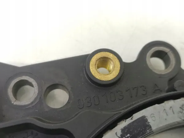 VW Golf VI Leon 1.4TSI kampiakselitiiviste OEM 030103173A image 4