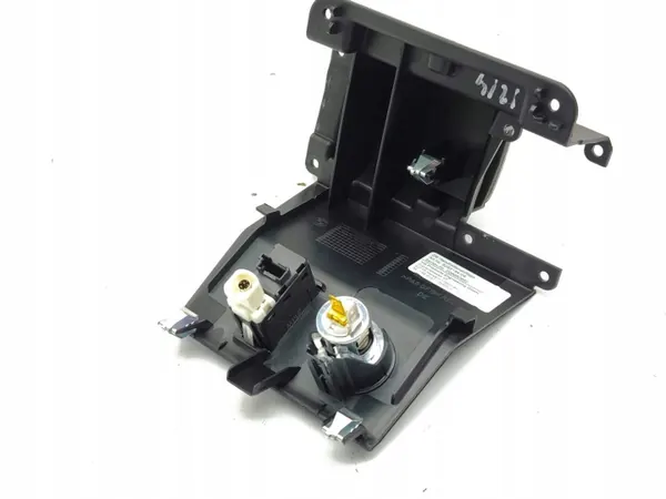 BMW USB-Steckdose OEM 9283144 für i3 2015 image 3