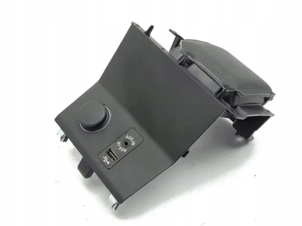 BMW USB-Steckdose OEM 9283144 für i3 2015 image 7