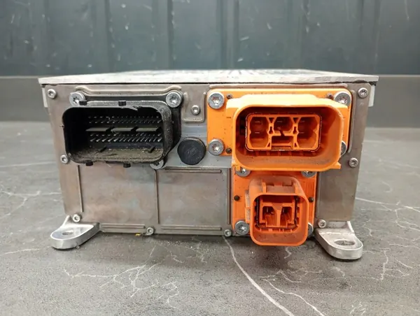 Module chargeur Audi A6 C8 OEM 5QE915681S image 4