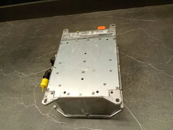 Module chargeur Audi A6 C8 OEM 5QE915681S image 9